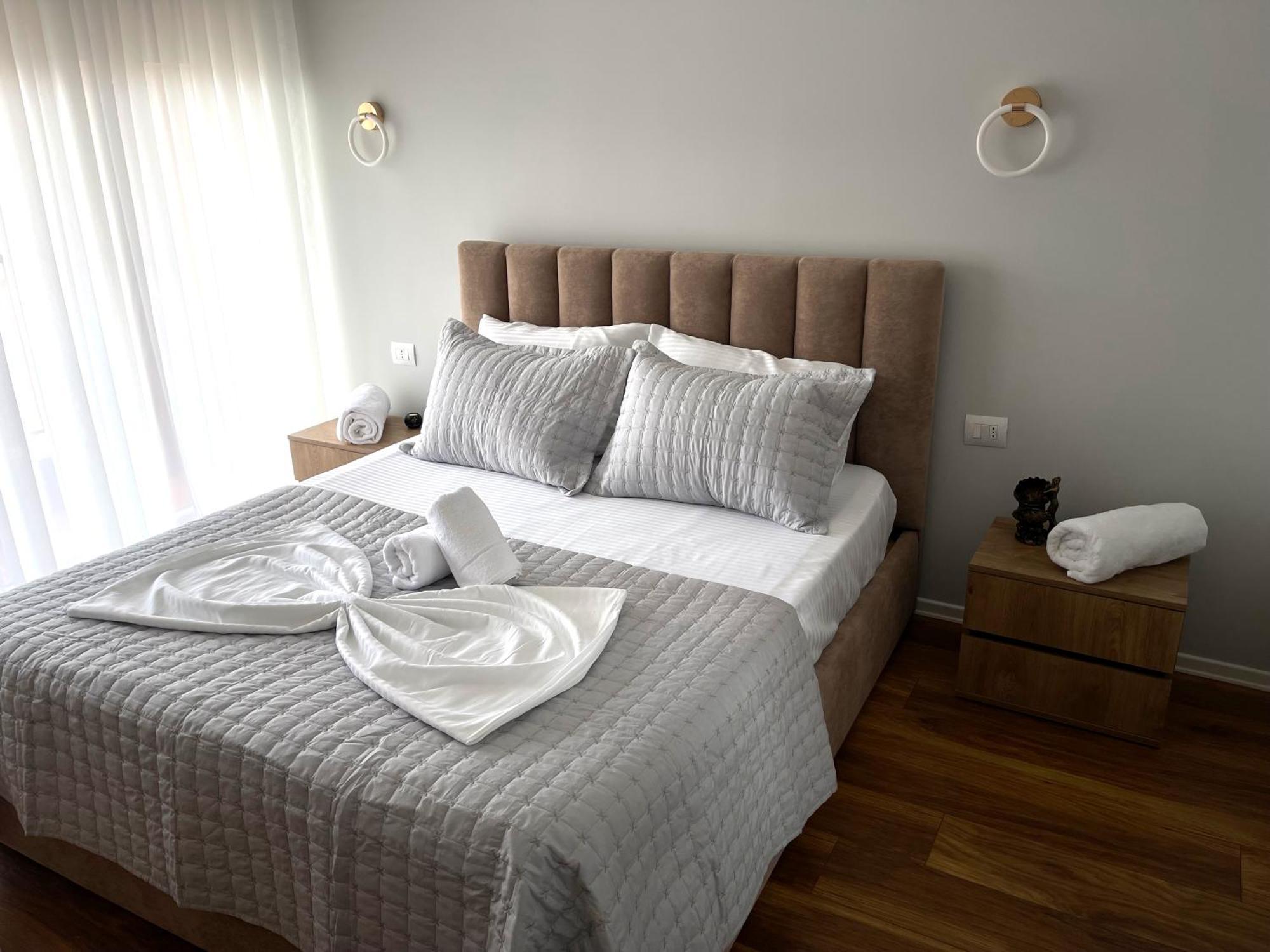 New Bazaar, Grand Apartment Тирана Экстерьер фото